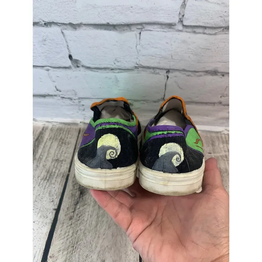 NIGHTMARE BEFORE CHRISTMAS Unisex Kids Hand Painted Slip On Sneakers / Size: 4
